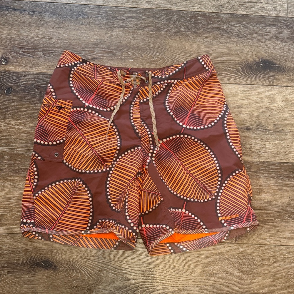 Patagonia swim trunks 33